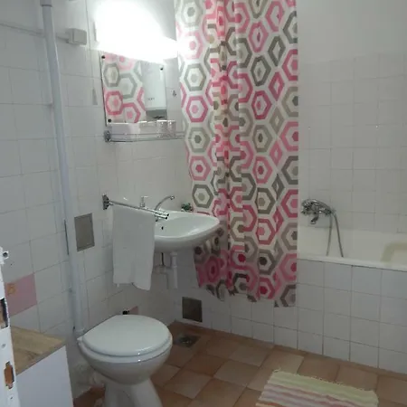 Lukacevic * Dugi Rat