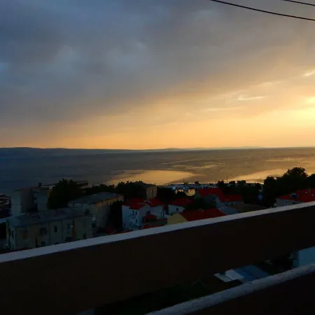 Daire Lukacevic Dugi Rat